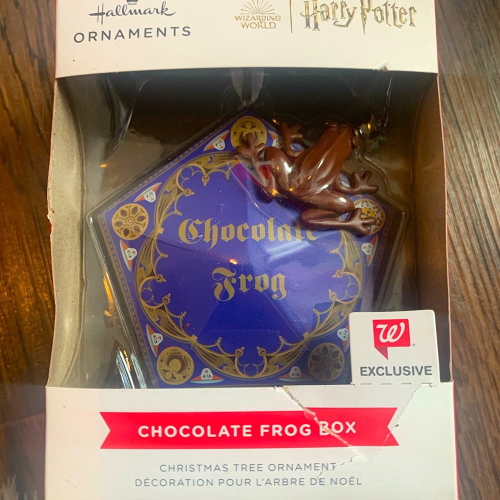 Hallmark Harry Potter - Chocolate Frog Box Ornament - BRAND NEW IN BOX